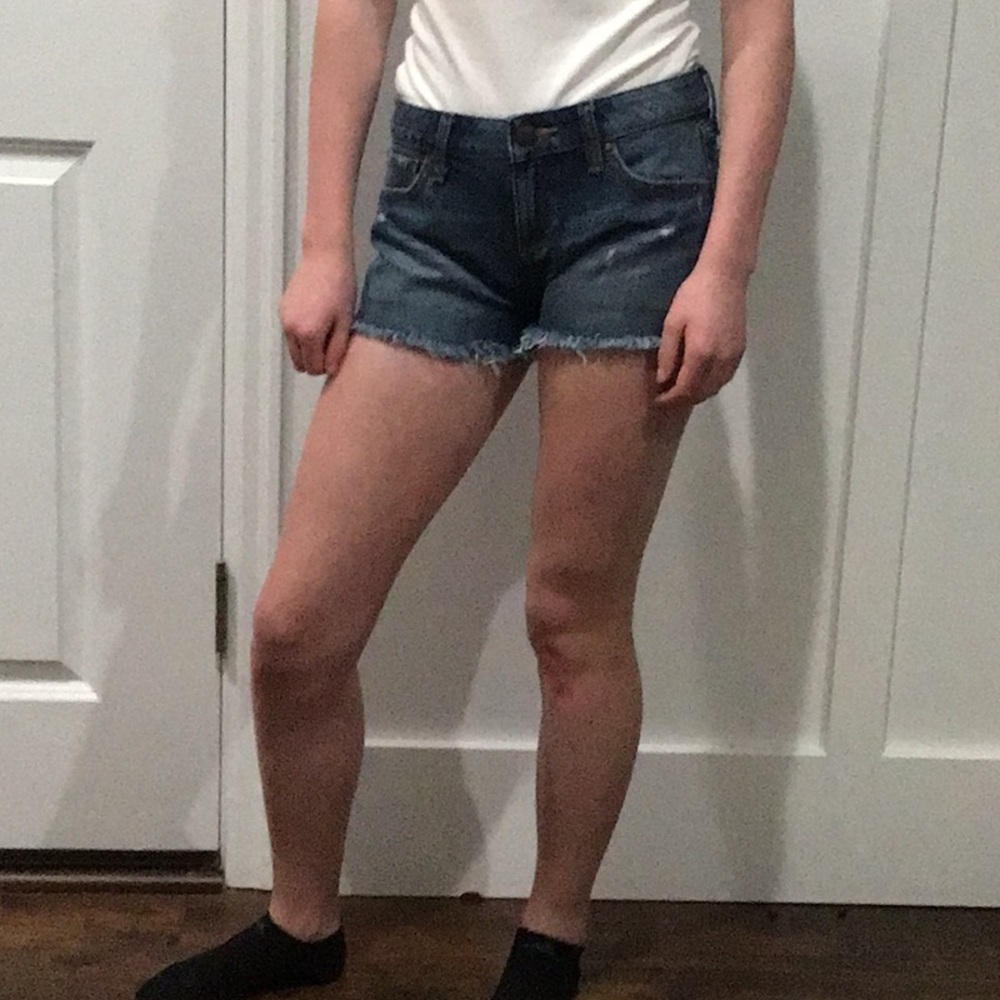 GreyWire jean shorts Womens size 25 like new